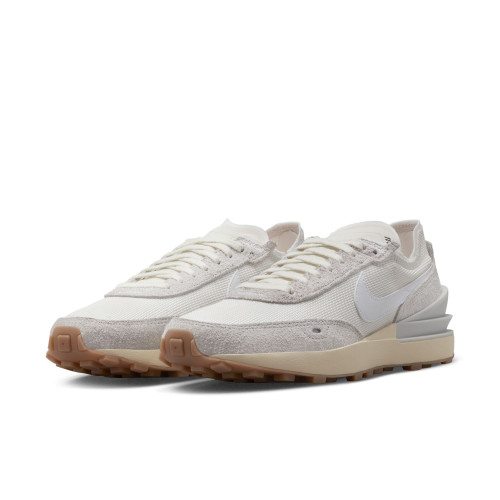 Nike Waffle One Vintage 2