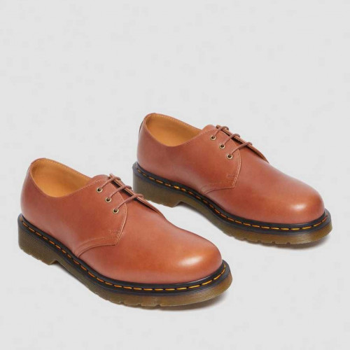 Dr Martens Carrara 2