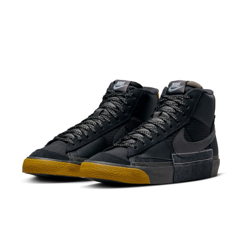 Nike Blazer Mid Pro Club 2