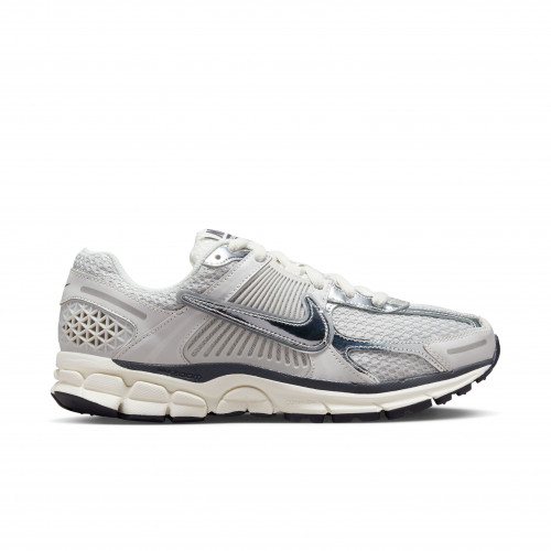Nike Vomero 5