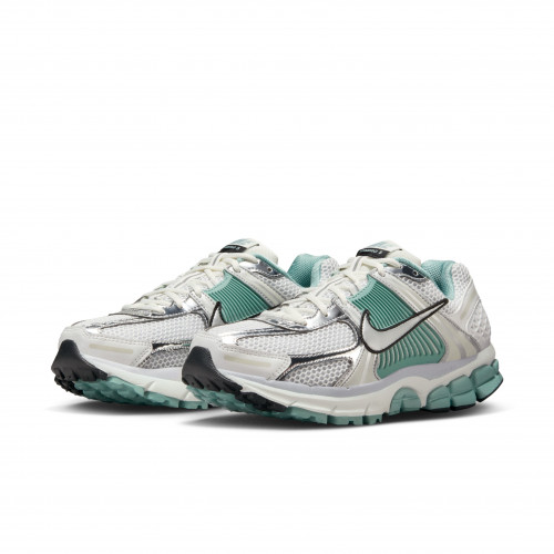 Nike Zoom Vomero 5 2