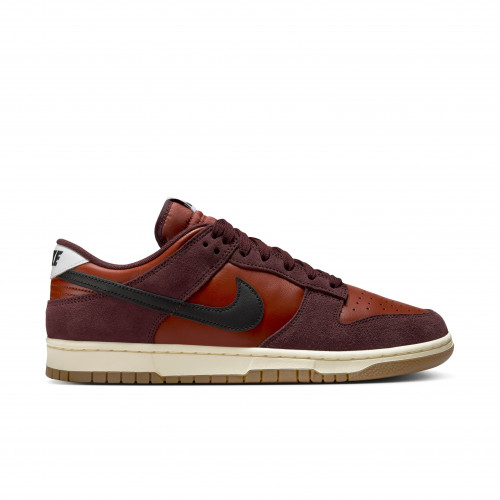 Nike Dunk Low SE