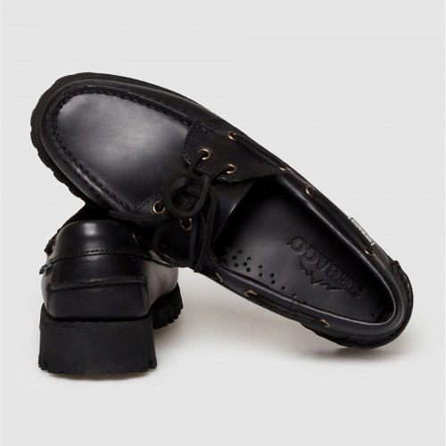 Sebago Ranger waxy woman 2