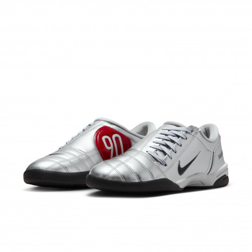 Nike Total 90 2