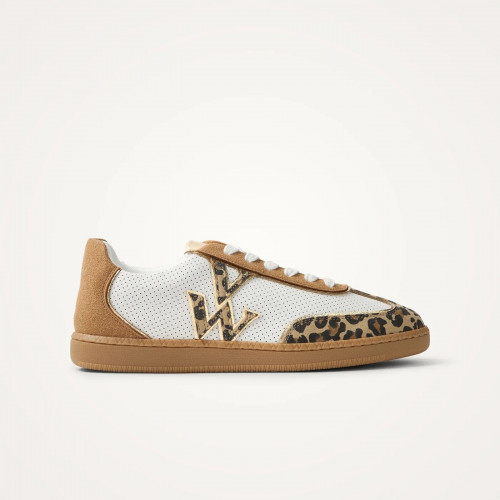 Vanessa Wu Aura initials