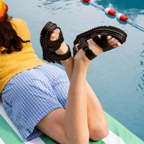 Dr Martens Voss II 2