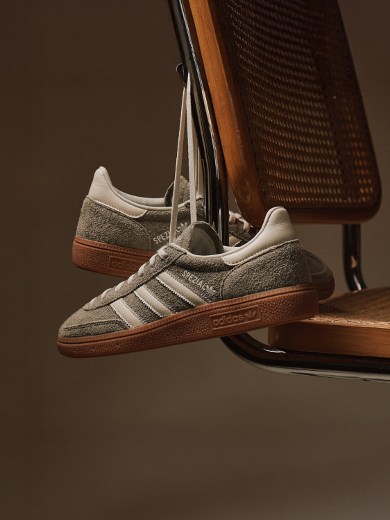 Image de couverture de la marque Adidas